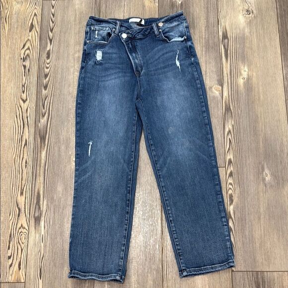 Risen Cropped Jeans - Picture 1 of 10